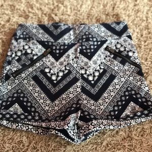 Hollister High waisted shorts